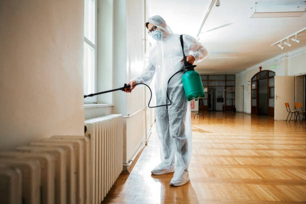 Best Commercial Pest Control Services  in Clearlake, CA